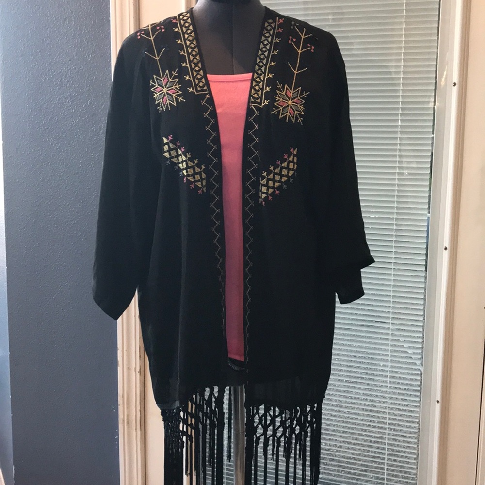 Lulumari Embroidered Fringe/Tassel Kimono